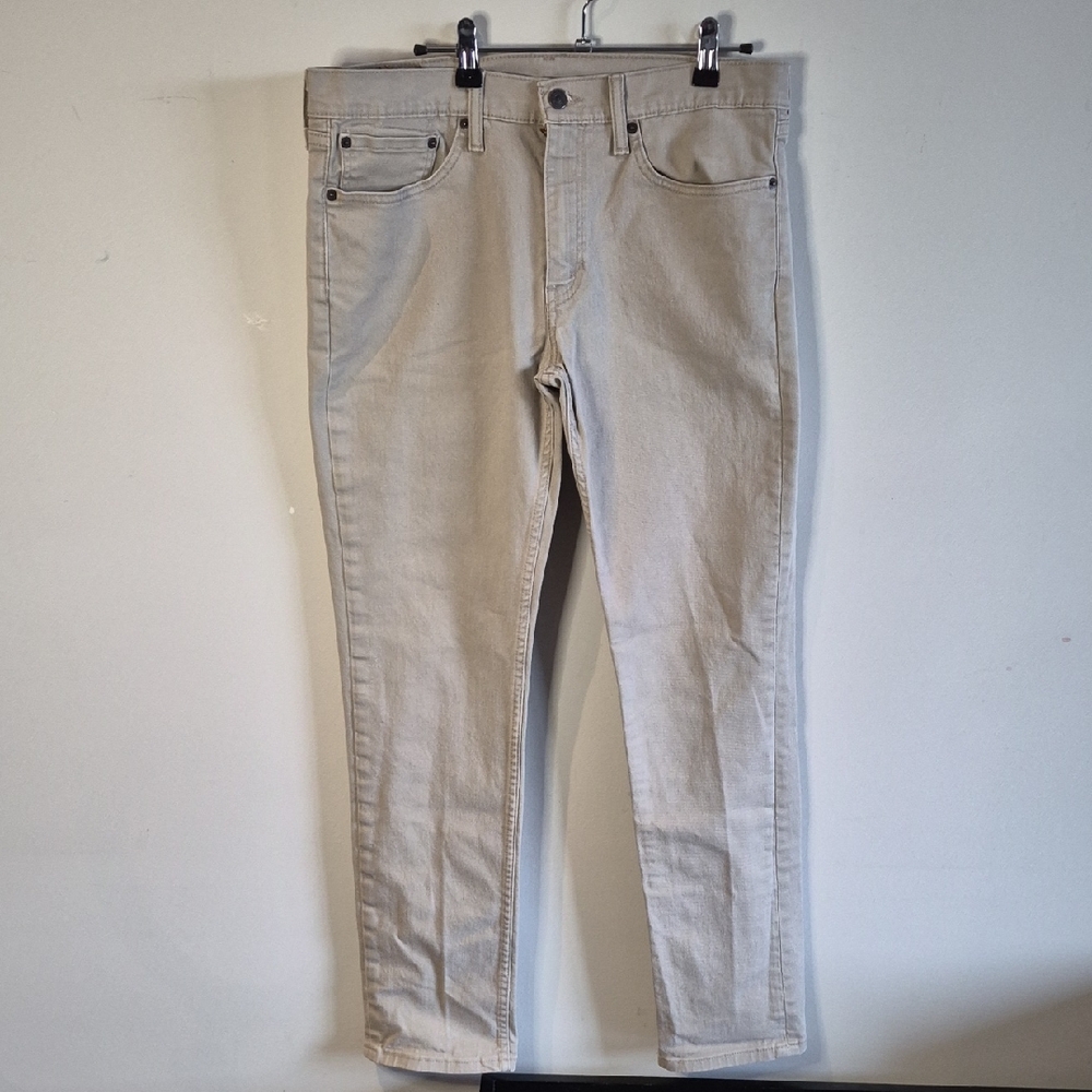Classic Men's Straight Jeans in Light Gray